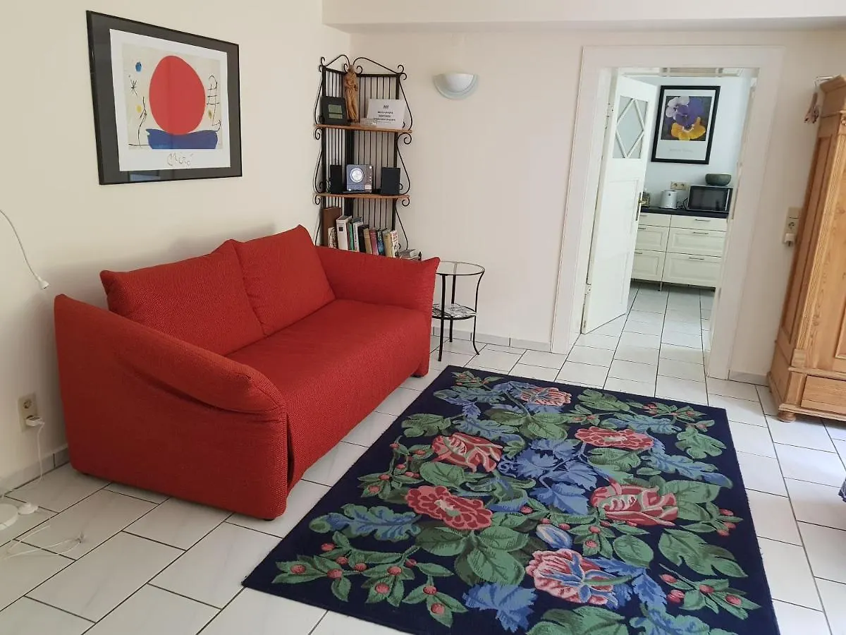 Apartment Dahlem Fu contacts